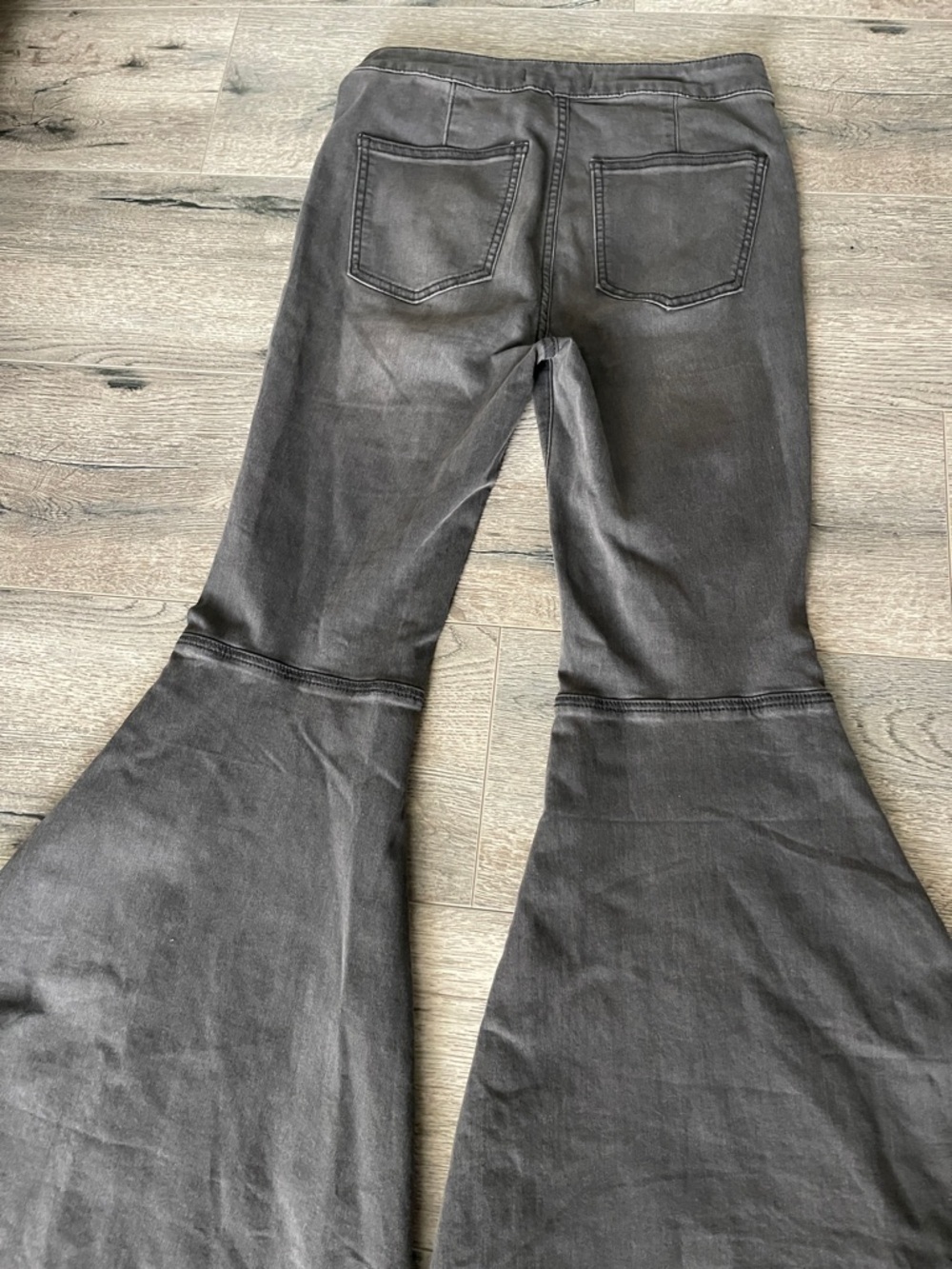 We The Free Black Wide-Leg Flare Jeans - Picture 8 of 15